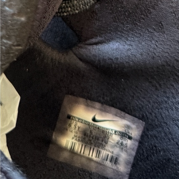 NIKE GS LEBRON XIII 13 836436-910 SIZE 6.5Y W8 M6.5 - Picture 8 of 10